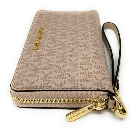 michael kors women's large wallet.